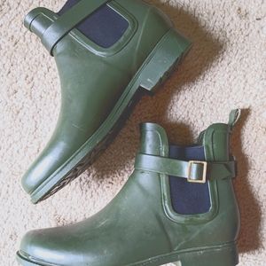 Women's green ankle rainboots